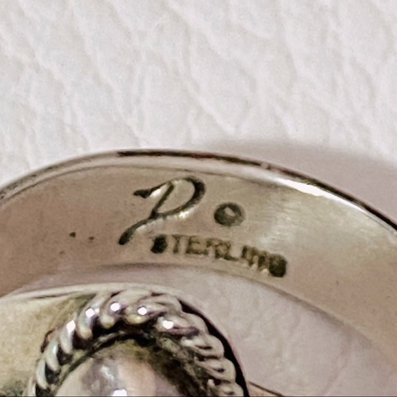 Adjustable Navajo designer stamped turquoise ring. - Picture 6 of 11